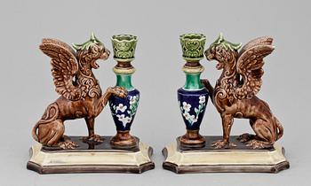 LJUSSTAKAR, ett par, majolika, nyrenässans, Gustafsberg 1892.