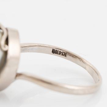 Ring 14K guld med en pärla.