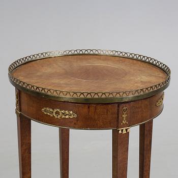 BORD, gustaviansk stil, 1900-tal.