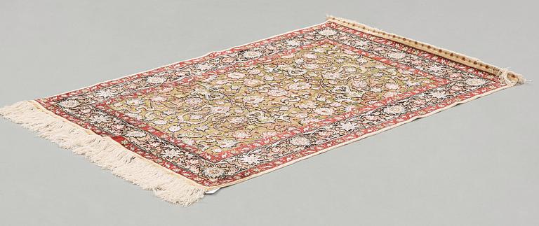 MATTA. Old silke Hereke Souf. 148,5 x 98 cm.