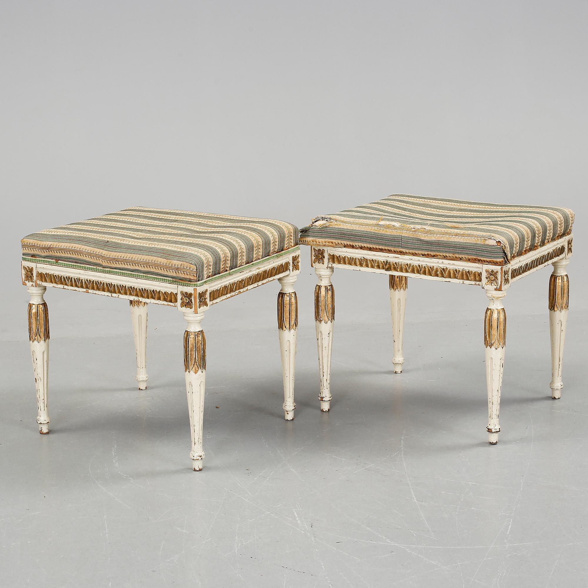 TABURETTER, ett par, gustaviansk stil, 1800-talets andra hälft.