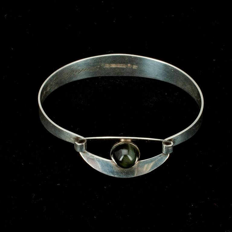 ARMBAND, silver, kattöga, Finland 1960-tal. Vikt 14,5 g.