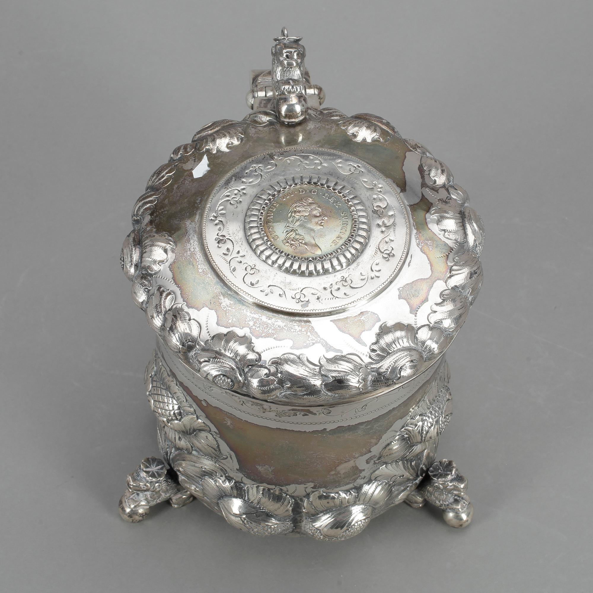 DRYCKESKANNA, silver, barockstil, GAB, Stockholm, 1937. Vikt ca 1246g.