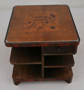 BORD, 1900-talets första hälft.