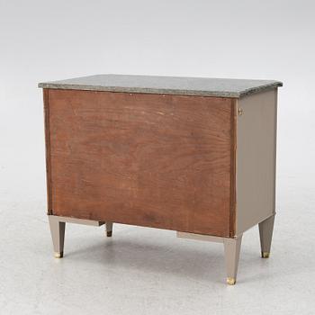 Chest of drawers, Gustavian style, 20th century.