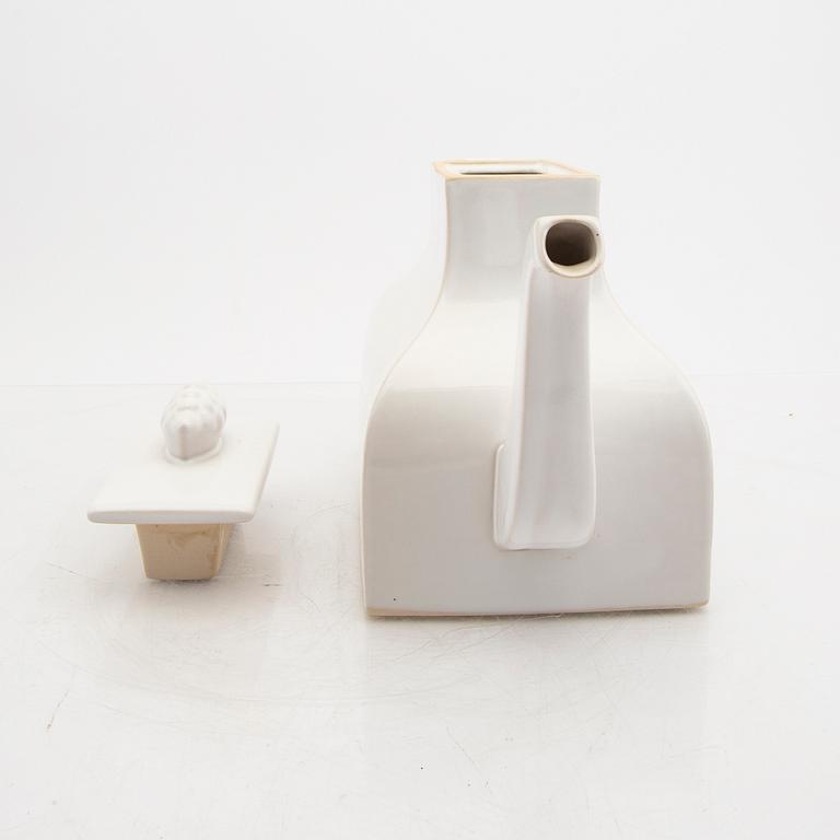 Signe Persson-Melin, a glazed ceramic teapot, signed by hand and numbered 23/100.
