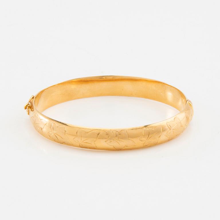 Bracelet 18K gold, likely Vicenza Italy.