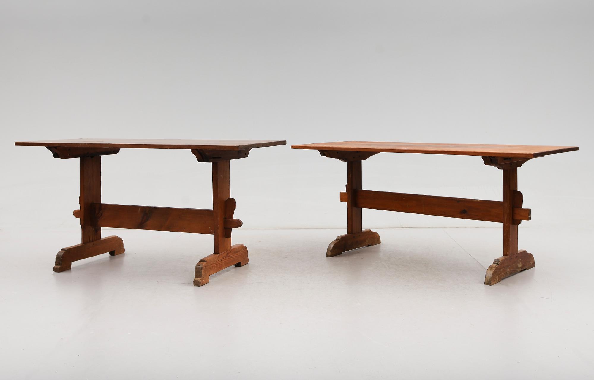 BOCKBORD, 2 st, snarlika, 1900-talets första hälft.