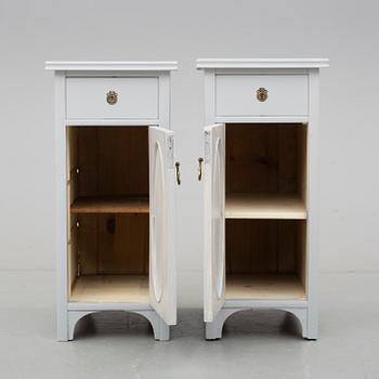 SÄNGBORD, ett par. 1900-talets början.