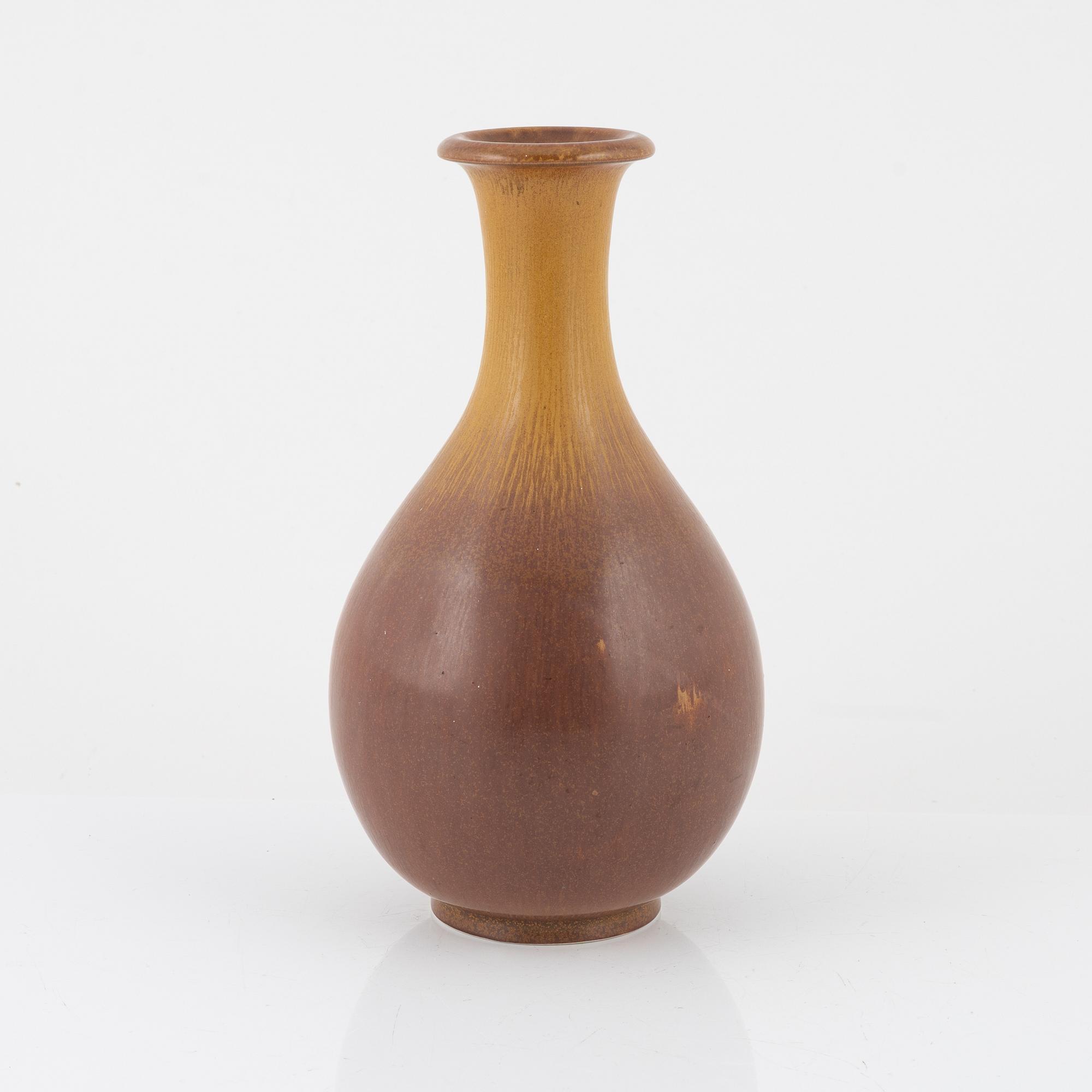 Gunnar Nylund, a stoneware vase from Rörstrand.