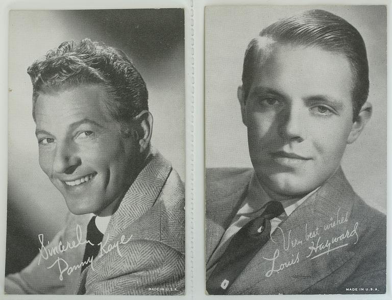 PARTI AUTOGRAFER, 2 pärmar, bla Dean Martin, Margareta Krook, Barbara Cartland, Ingvar Carlsson, Max von Sydow.