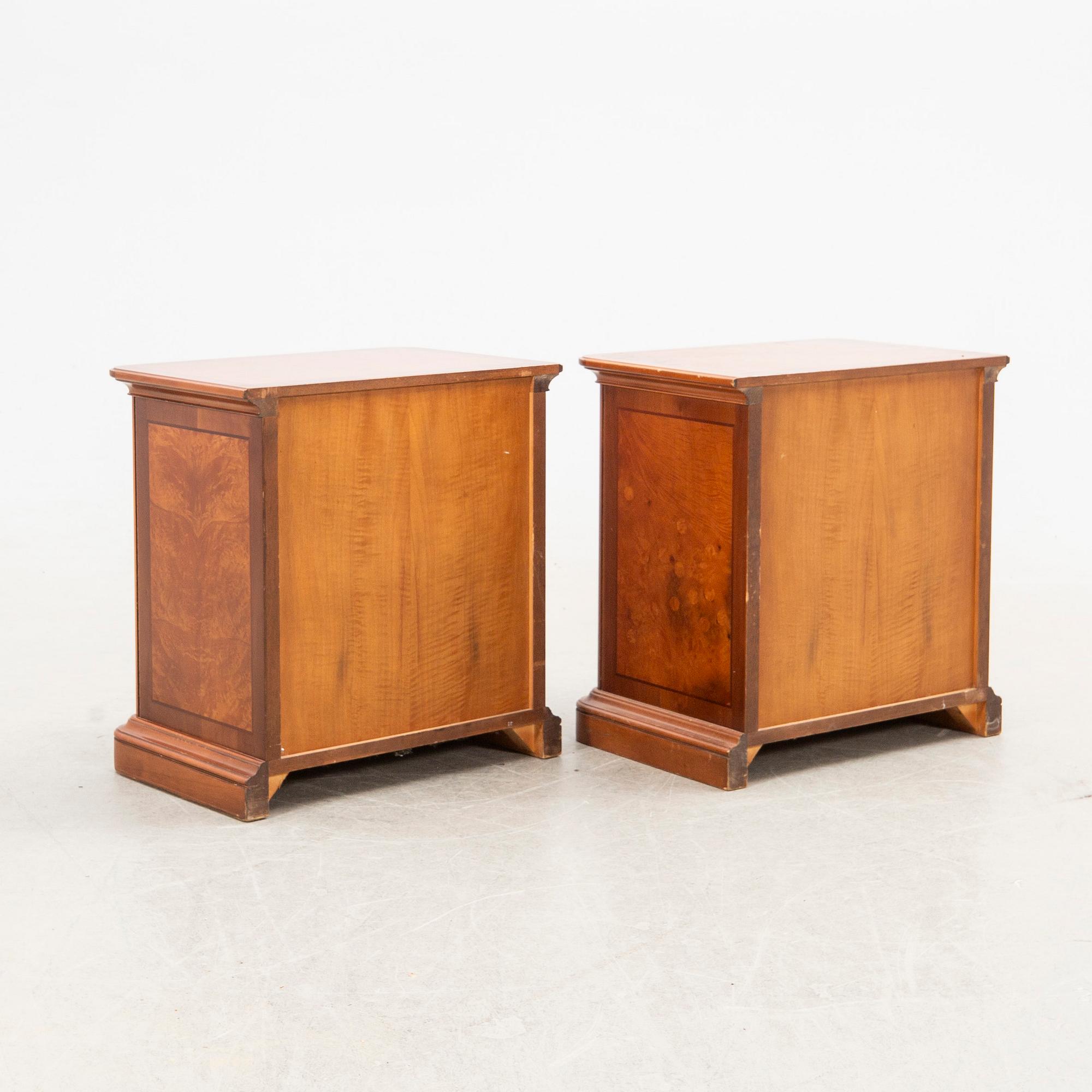 Nightstands, a pair, later part of the 20th century.