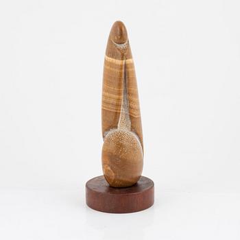 Chanathip Chaiyaiangkul, a sandstone sculpture, 2001.