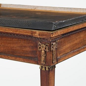 Brickbord, 1700-taltets slut, Sengustavianskt.