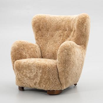 Armchair, Danish cabinetmaker, 1940s.
