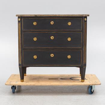 Byrå, gustavianskstil, 1900.-talets mitt.