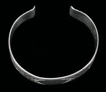 ARMRING, sterling, Oscar Gundlach-Pederson George Jensen, Danmark, 1940/50-tal. Tot vikt ca 42g.
