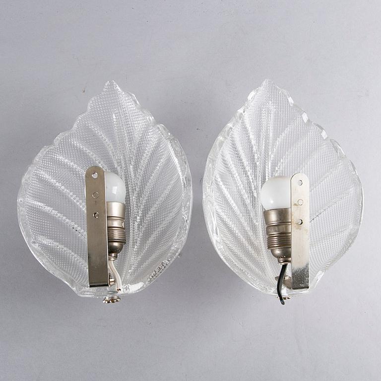 A PAIR OF WALL LAMPS, second half of the 20th century.