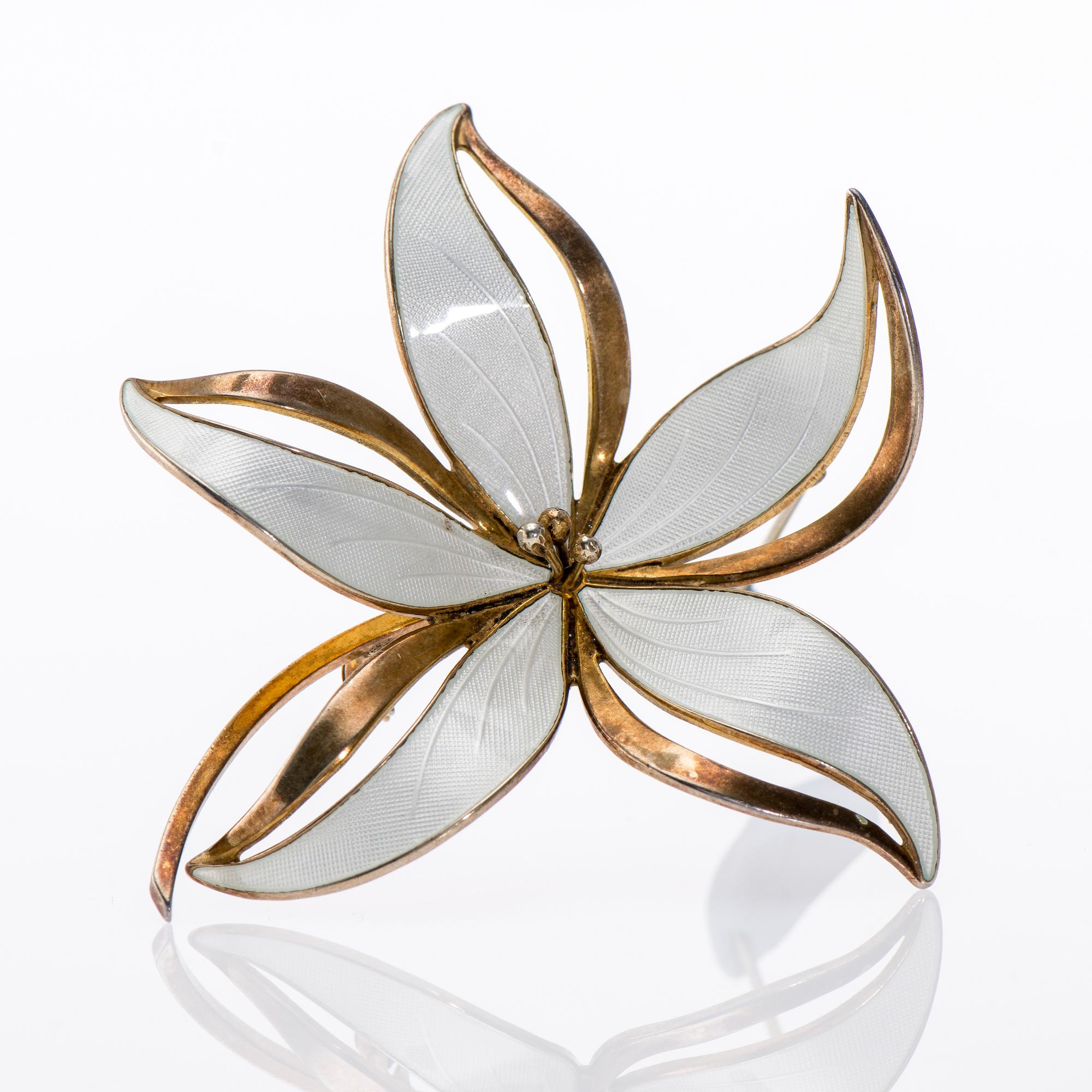 BROSCH, sterlingsilver, förgylld, emaljering. Norge 1950-tal.