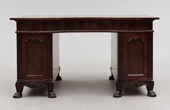 SKRIVBORD, 1900-talets första hälft.