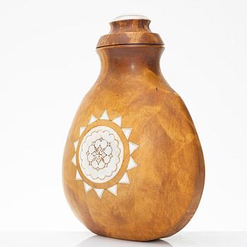 Anders Sunna, saltflaska, signerad.