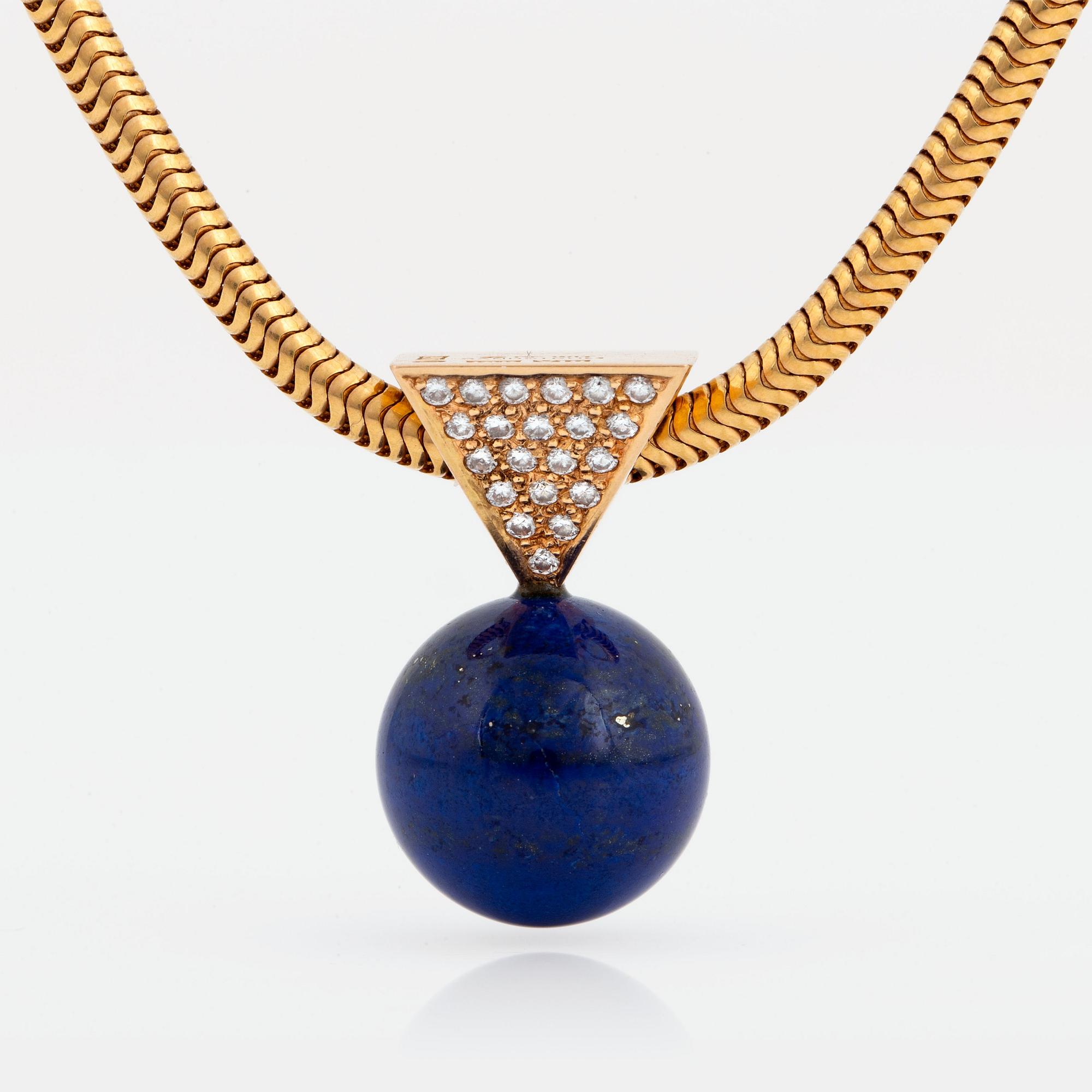 Peter de Wit, Margareth Sandström, a pendant, Linköping 1995, 18K gold and a total of 0,15 ct diamonds.
