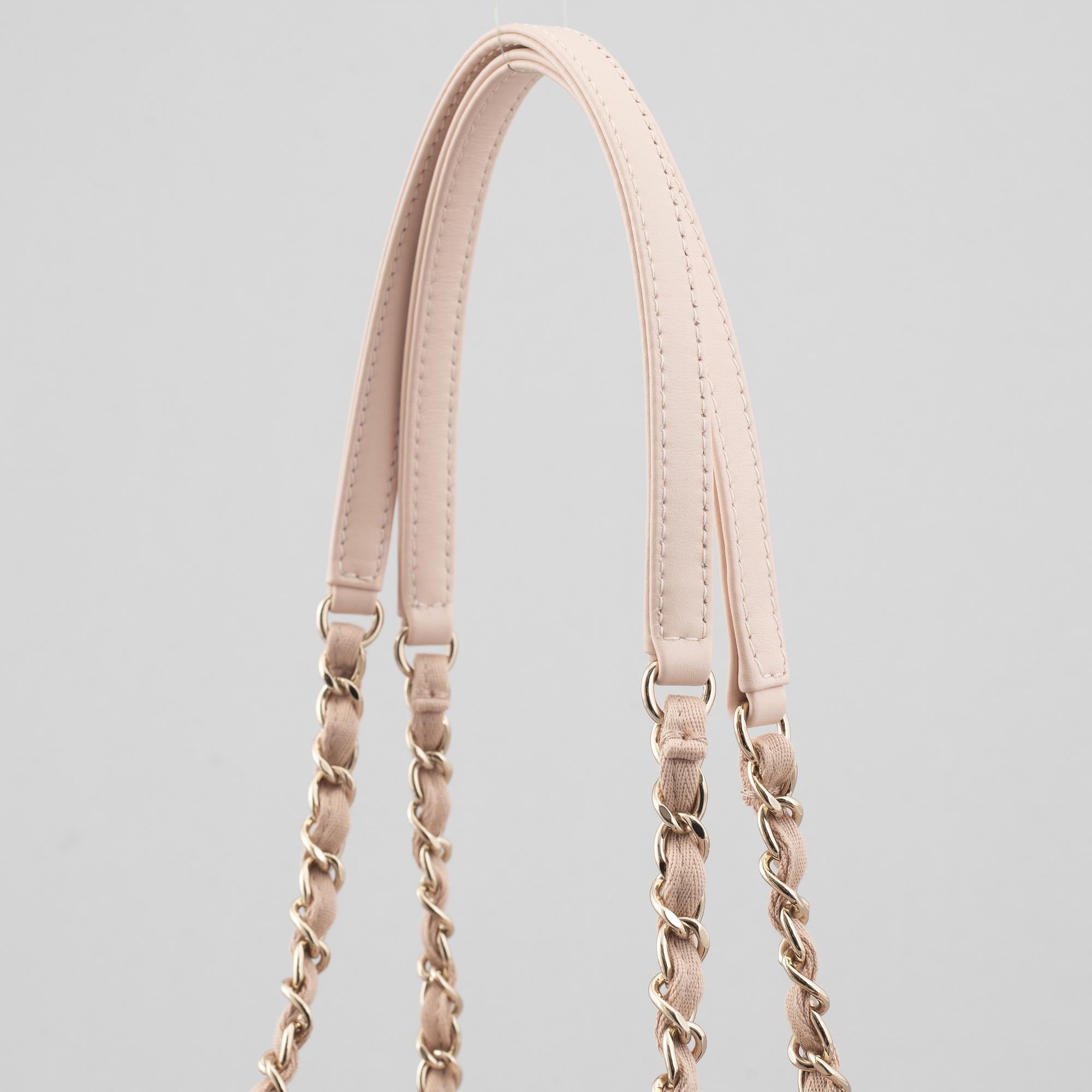 Chanel, "Deauville" Shopping tote, 2020.