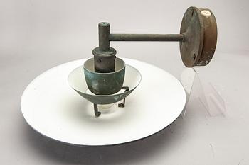 POUL HENNINGSEN, vägglampa för utomhusbruk, "PH", Louis Poulsen, Danmark.