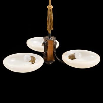 An Art Déco ceiling lamp, 1920/30s.