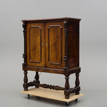 BARSKÅP, 1900-talets mitt.