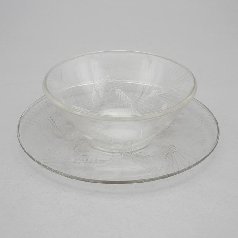 RENE LALIQUE, "Arras no 3 och 2", skål med fat, glas. 1900-talets andra hälft.