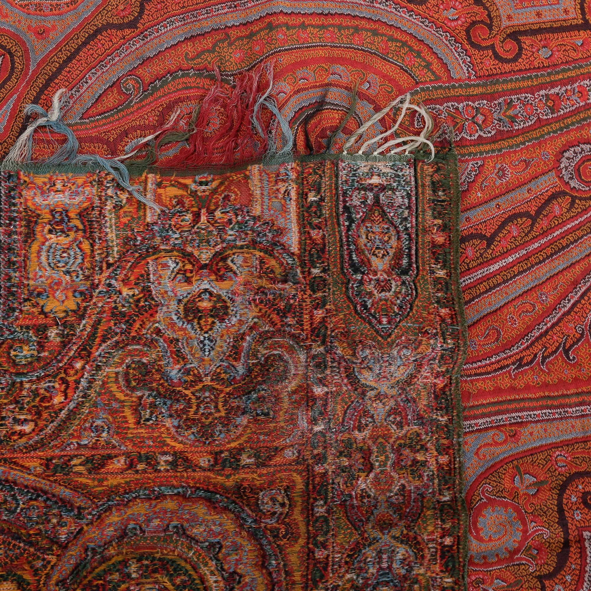 PAISLEYSJAL, omkring år 1900. Ca 310 x 155 cm.