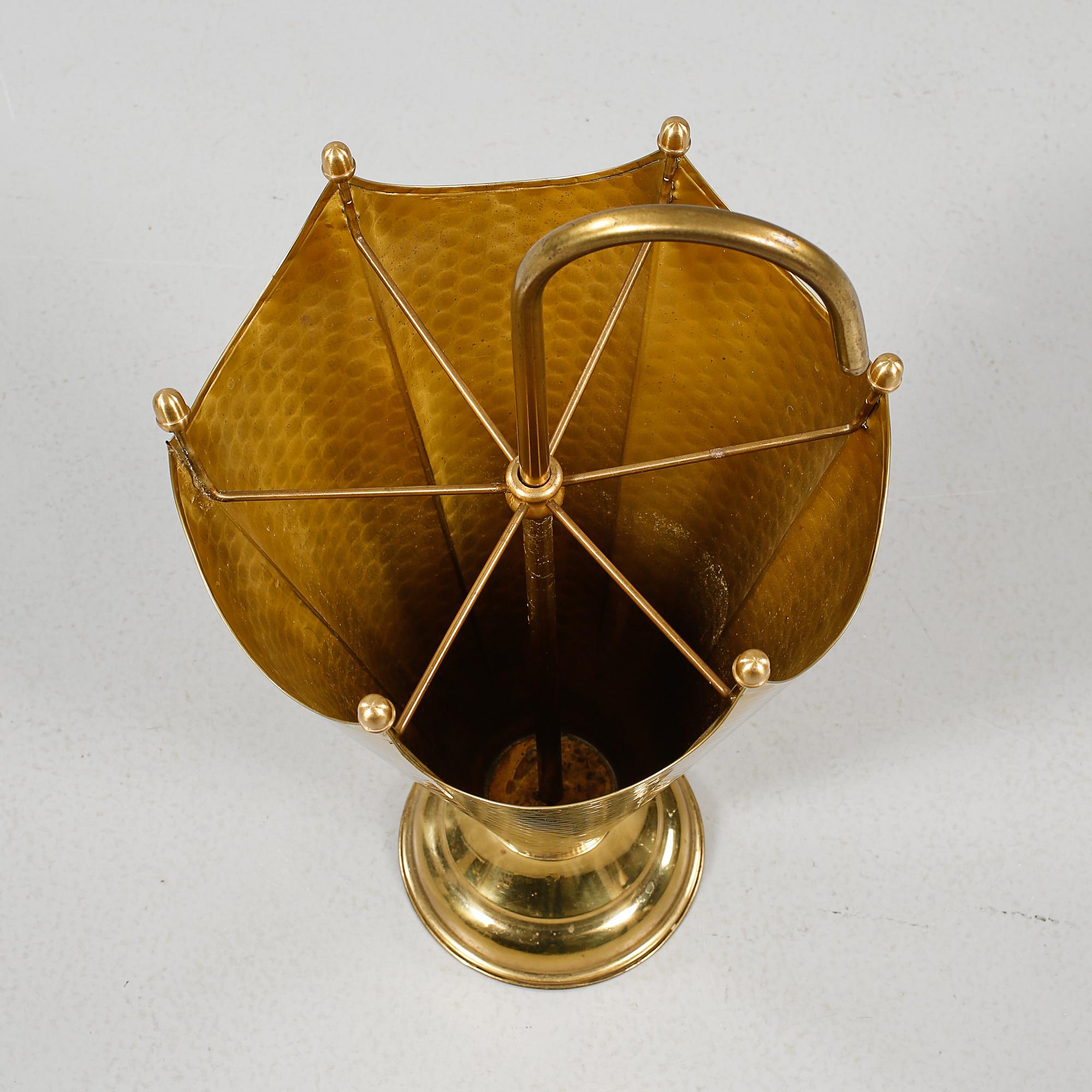 PARAPLYSTÄLL, 1900-talets andra hälft.