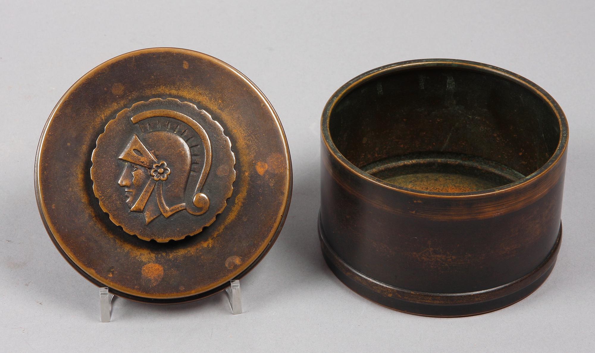 TOBAKSBURK, brons, märkt Svensk vara, 1930/40-tal.