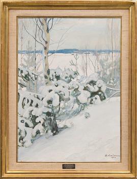 WINTRY DAY.