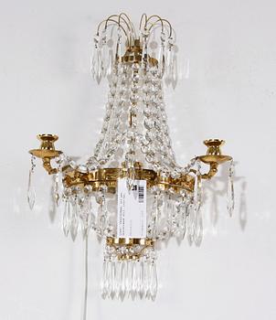 VÄGGLYSTRAR, ett par, Gustaviansk stil, 1900-tal.