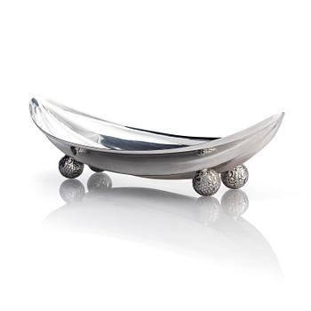 305. Tiffany & Co (Grundat 1837), melonskål med kulfötter, sterling silver, USA 1873-91.