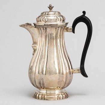 An Austrian silver coffee pot, Vienna 1731.