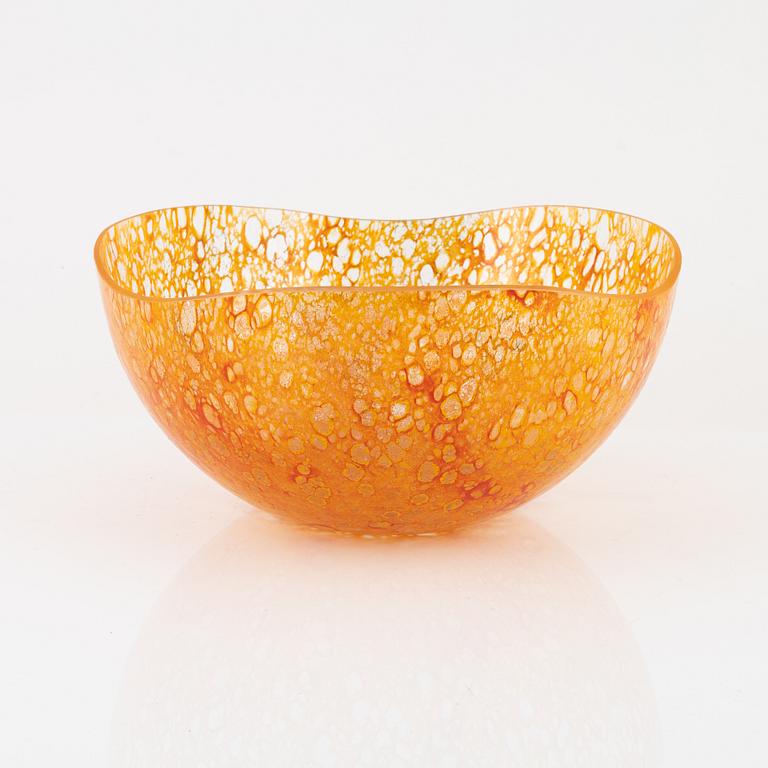Kjell Engman, a glass bowl, 'Dino', Kosta Boda.