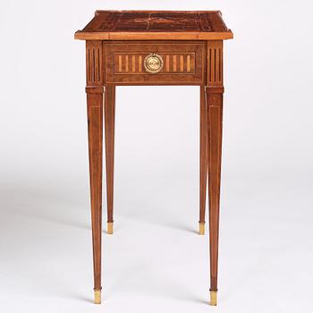 Bord, av Georg Haupt (mästare i Stockholm 1770-84), Gustavianskt.