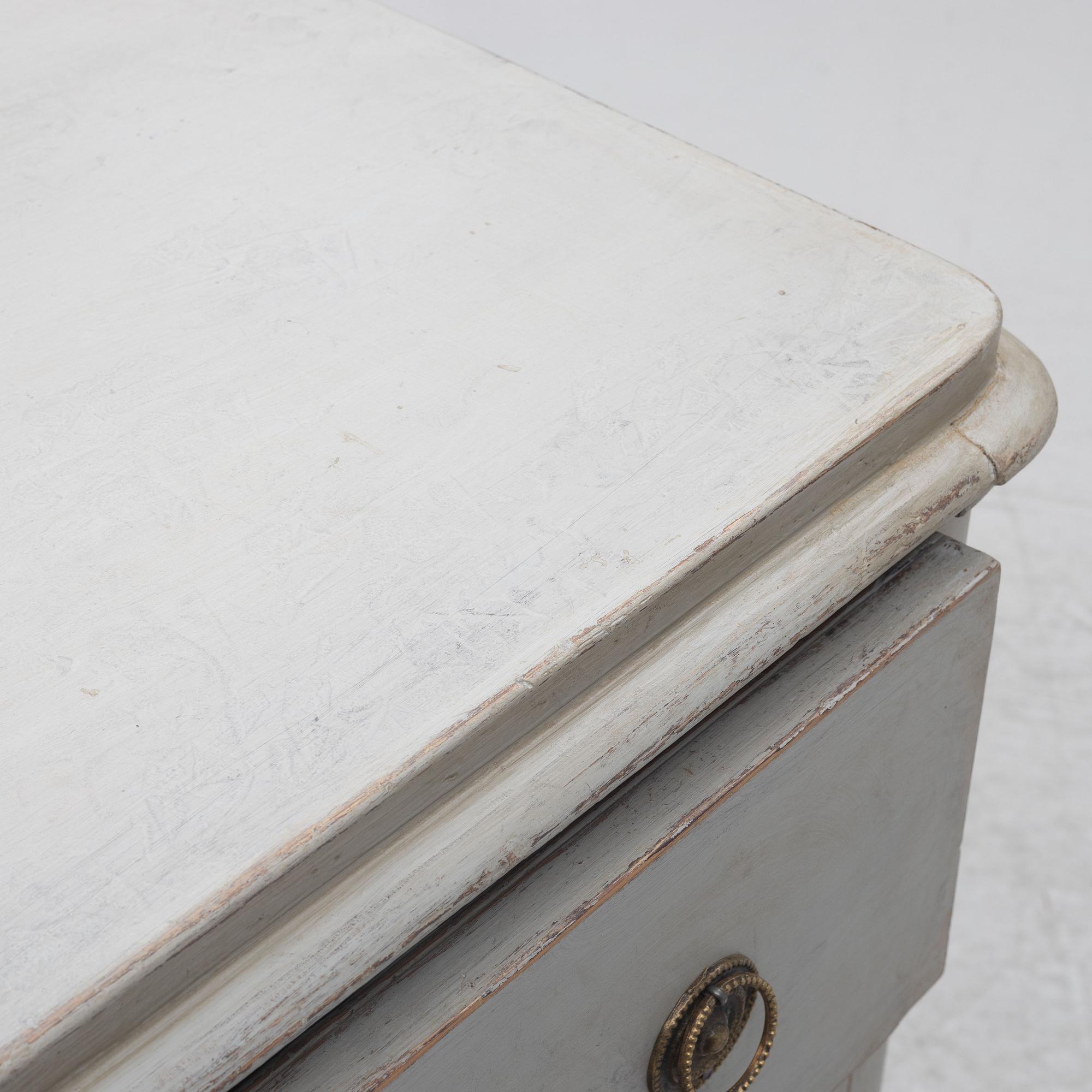Chest of drawers, 19th century.