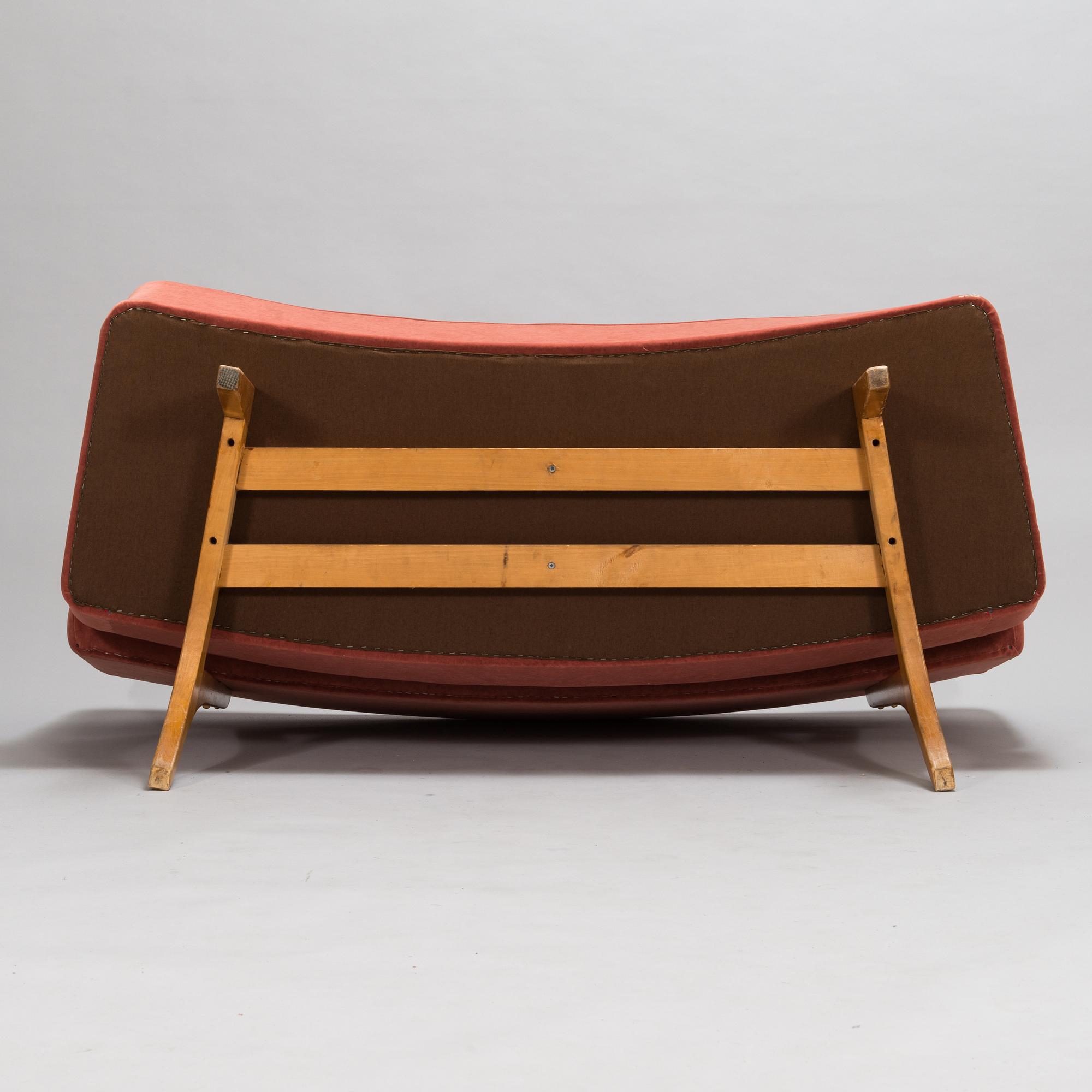 Oiva Parviainen, A 1950s sofa, 'Susanna' for Lahden Lepokalusto, Finland.