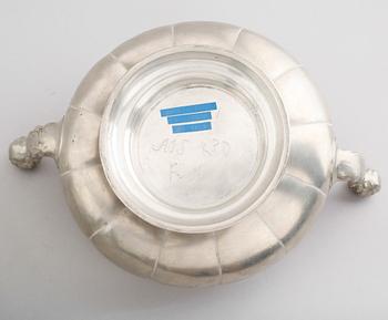 KALLSKÅLAR, 2 st, tenn, Nils Christophersson Forss, Västerås 1761/63.