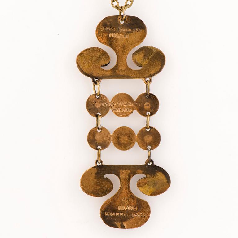 SEPPO TAMMINEN, HALSSMYCKE, brons.