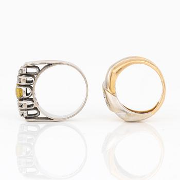 RINGAR, 2 st, 18K guld och briljantslipade diamanter. Total vikt ca 12,49 g.