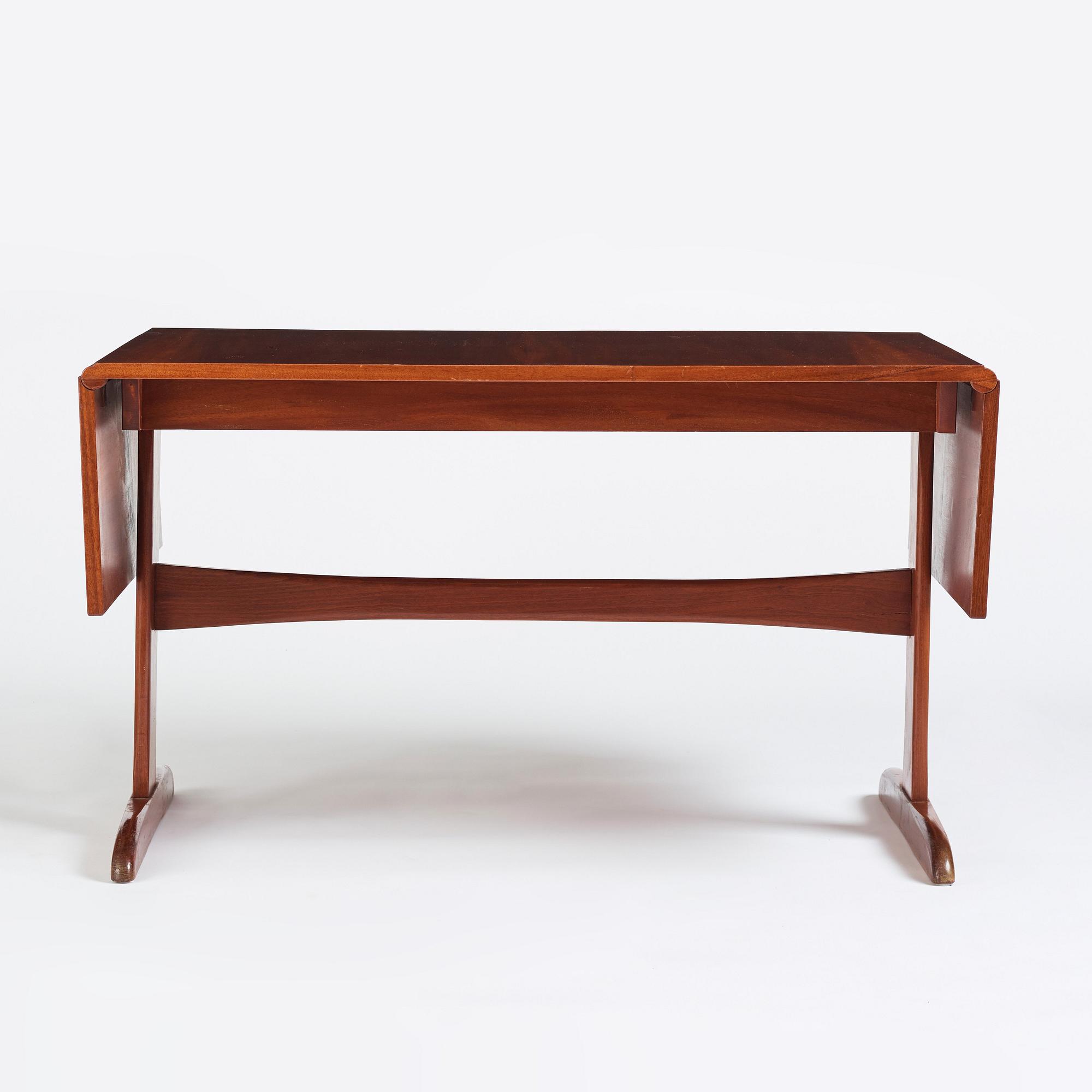 Josef Frank, bord med klaff, Firma Svenskt Tenn, 1940-50-tal, modell nr 1197.