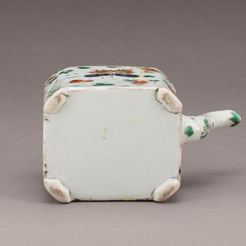 TEKANNA, porslin, Kina, 1800-tal.