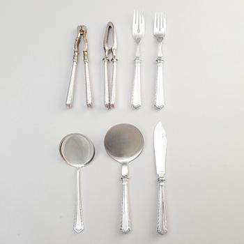 Laurits Berth, a silver cutlery set, Copenhagen 1910-1930s (25 pieces).