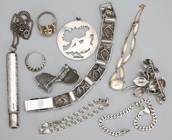 PARTI SMYCKEN, 10 delar, silver, mestadels 1900-tal. Tot vikt 127 gram.