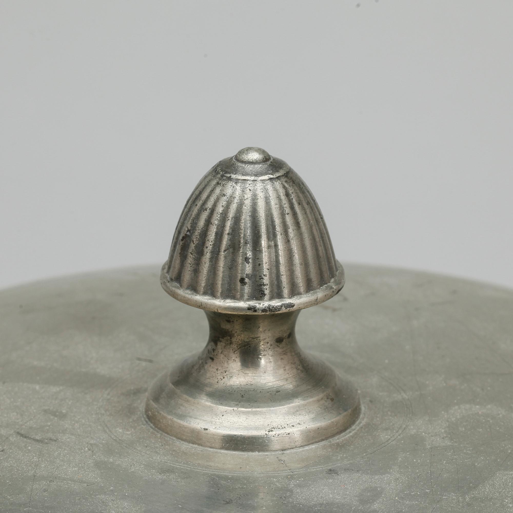 GRÖTSKÅL, tenn, otydliga mästarstämplar, 1800-tal.